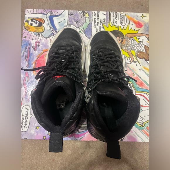 Jordan Retro 12 Playoff kids size 5 women’s size 6.5 - Picture 2 of 5